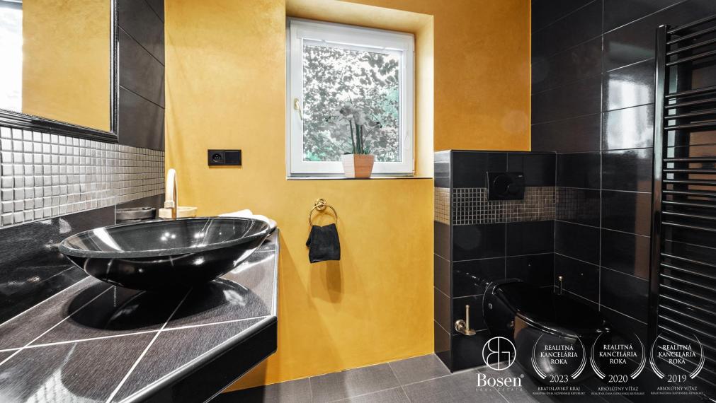 BOSEN | Rodinný dom s bazénom a garážou v tichej lokalite, Bohdanovce nad Trnavou