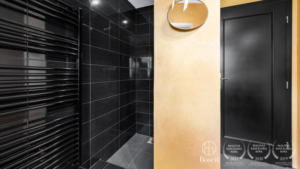 BOSEN | Rodinný dom s bazénom a garážou v tichej lokalite, Bohdanovce nad Trnavou