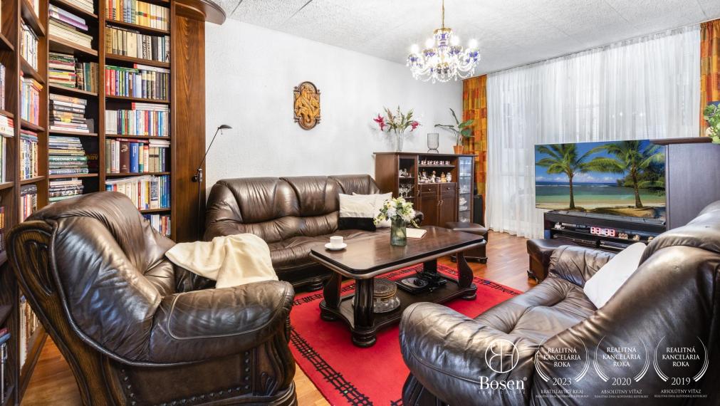 BOSEN | 3 izbový byt s presklenou loggiou v obľúbenej lokalite Ružinov, 78 m2