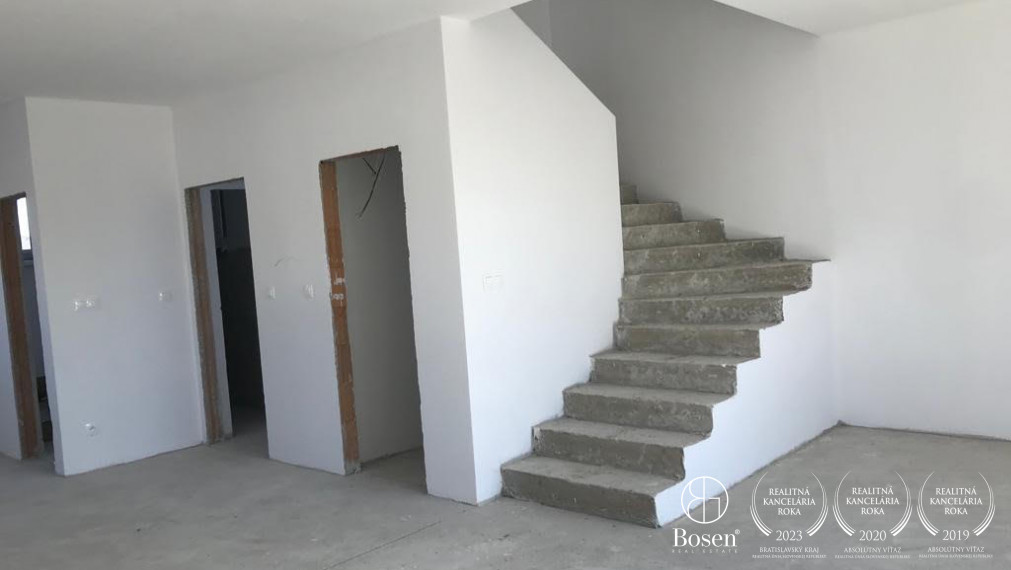 BOSEN |  4 izbový dvojdom v novej lokalite Miloslavov