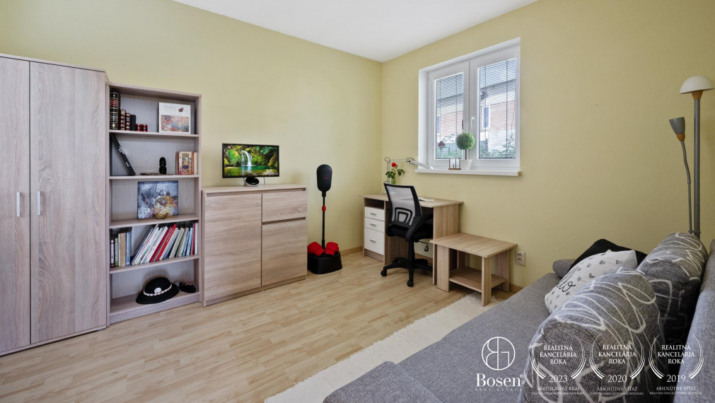 BOSEN | PREDANÉ | 4 izbový rodinný dom, Čierna Voda - Chorvátsky Grob, 692m2