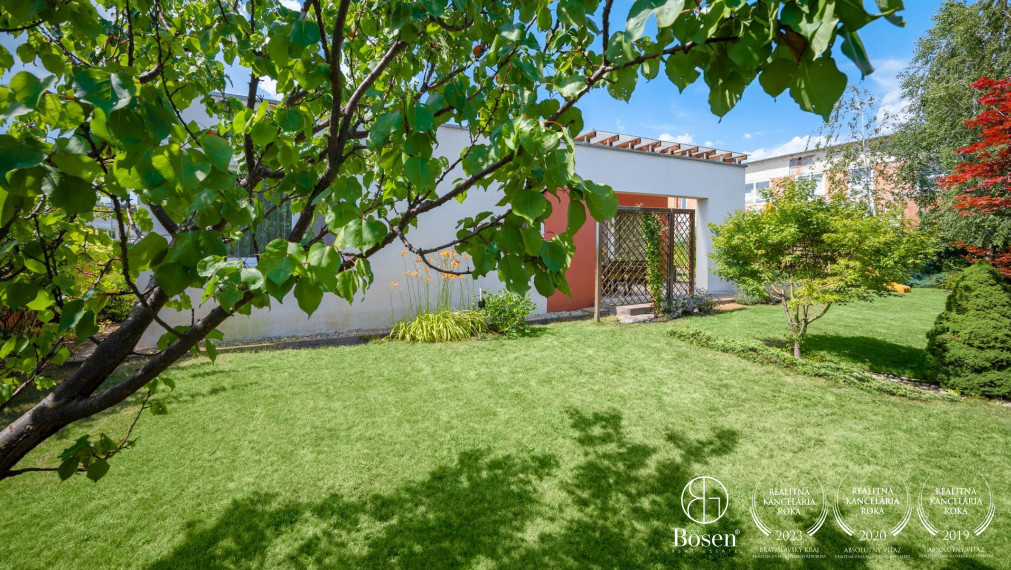 BOSEN | PREDANÉ | 4 izbový rodinný dom, Čierna Voda - Chorvátsky Grob, 692m2