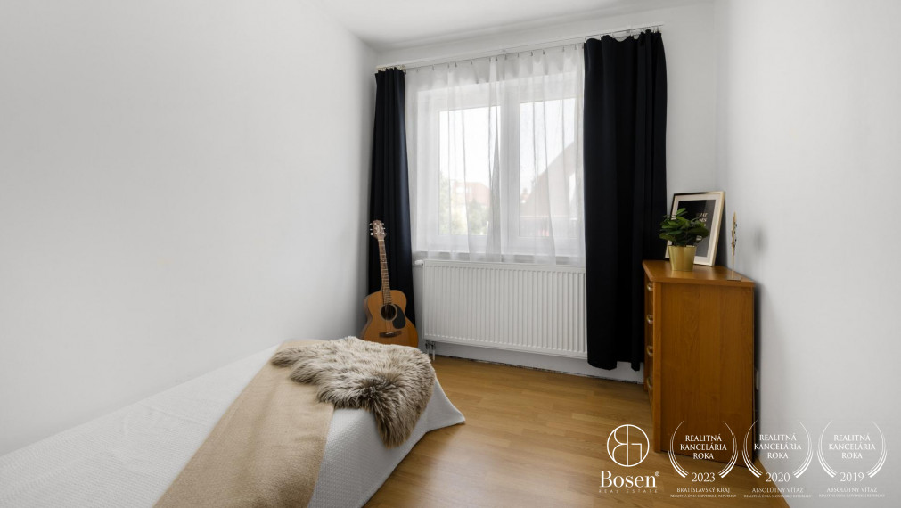 BOSEN | Predaj Rodinného domu so záhradou a garážou, Ružinov-Trnávka, Bratislava, 300 m2