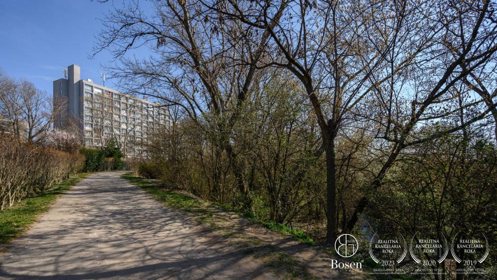 PREDANÉ - BOSEN | 2 izbový byt pri ramene Malého Dunaja, Podunajské Biskupice