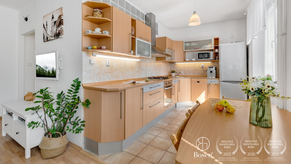 BOSEN | Priestranný 2,5 izbový byt, Astronomická, m.č. Ružinov - Bratislava