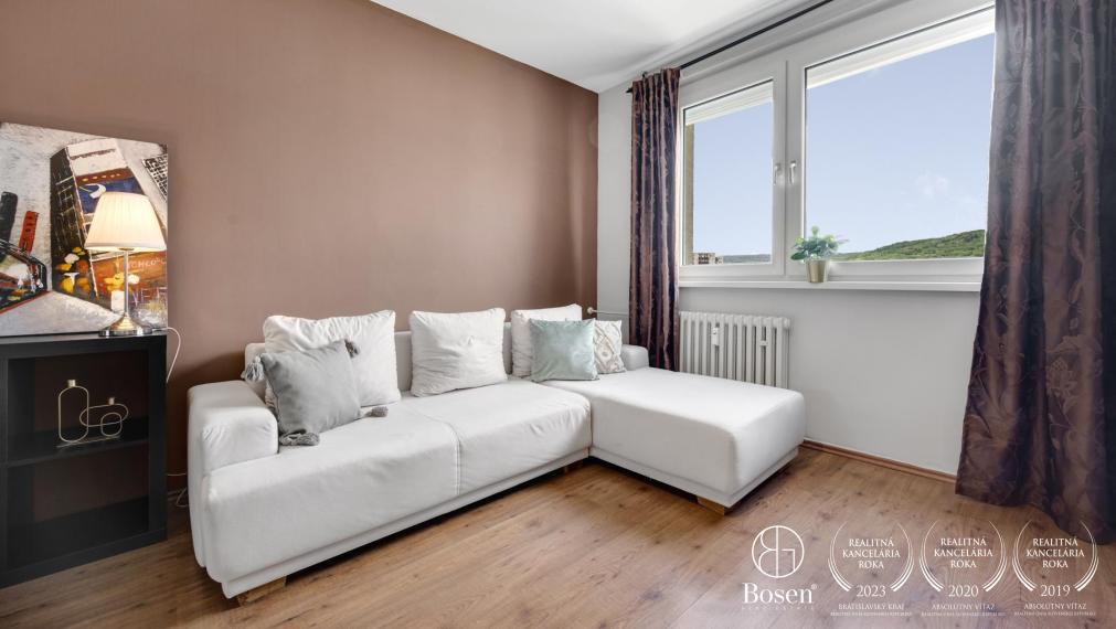 REZERVOVANÝ | Zariadený praktický 1.izbový byt, Rača, Žarnovická, 42 m2