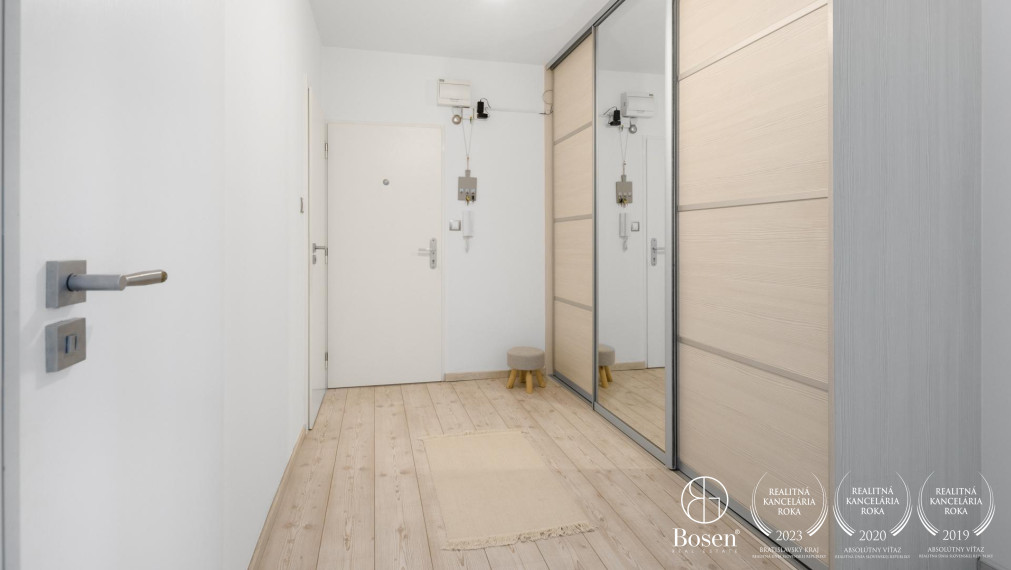 PREDANÉ: BOSEN | 2 izbový byt pri OC Retro, Ružinov, 65 m2