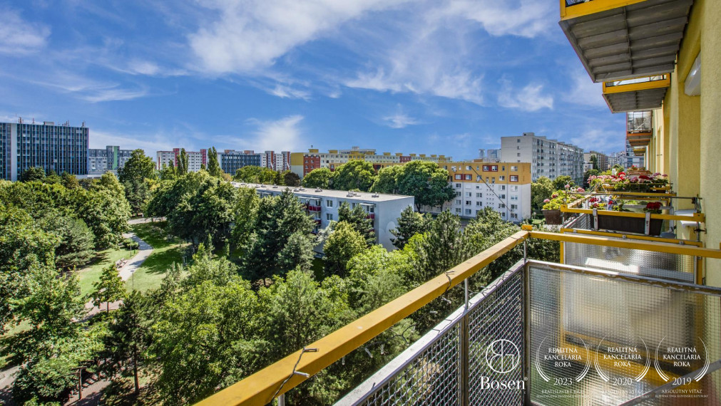 PREDANÉ: BOSEN | 2 izbový byt pri OC Retro, Ružinov, 65 m2