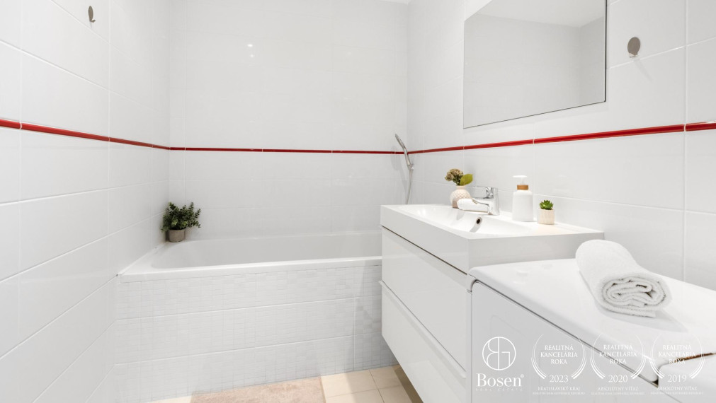 PREDANÉ: BOSEN | 2 izbový byt pri OC Retro, Ružinov, 65 m2