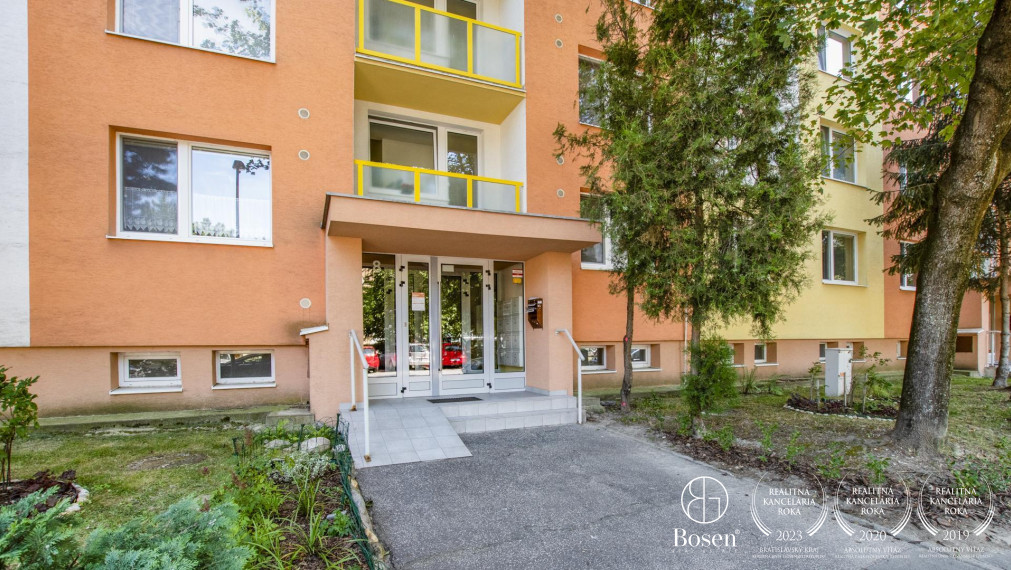 PREDANÉ: BOSEN | 2 izbový byt pri OC Retro, Ružinov, 65 m2