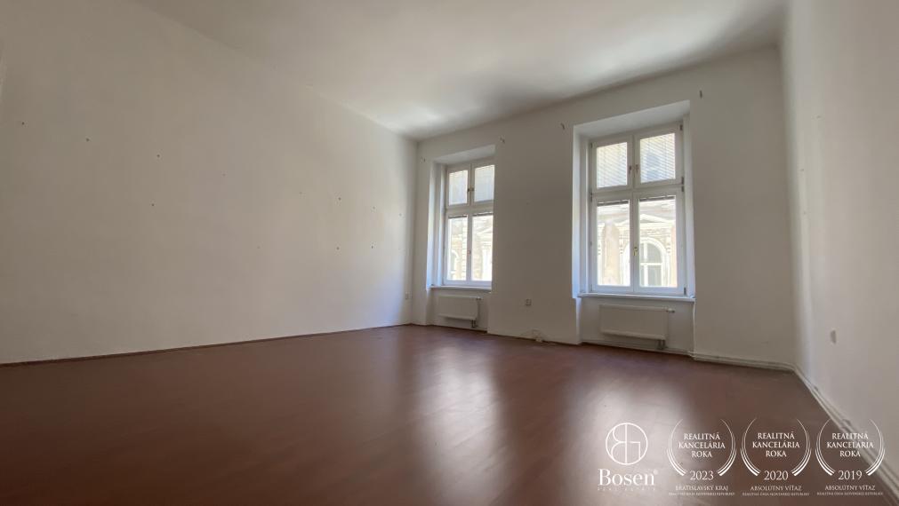 PREDANÉ: BOSEN | Staromestský 3 izb. byt s vysokými stropmi, Podjavorinskej, 96 m2