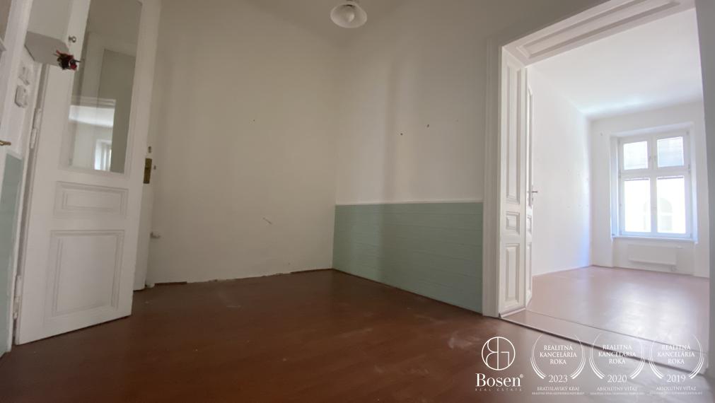 PREDANÉ: BOSEN | Staromestský 3 izb. byt s vysokými stropmi, Podjavorinskej, 96 m2