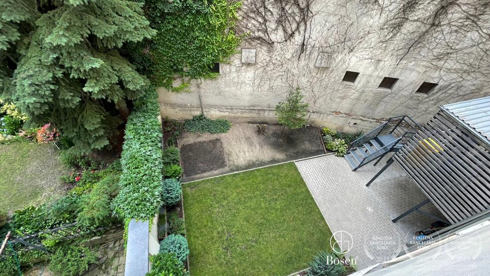 PREDANÉ: BOSEN | Staromestský 3 izb. byt s vysokými stropmi, Podjavorinskej, 96 m2