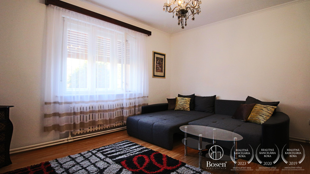 BOSEN | 2 izbový byt v rodinnom dome na prenájom, Veľký Biel