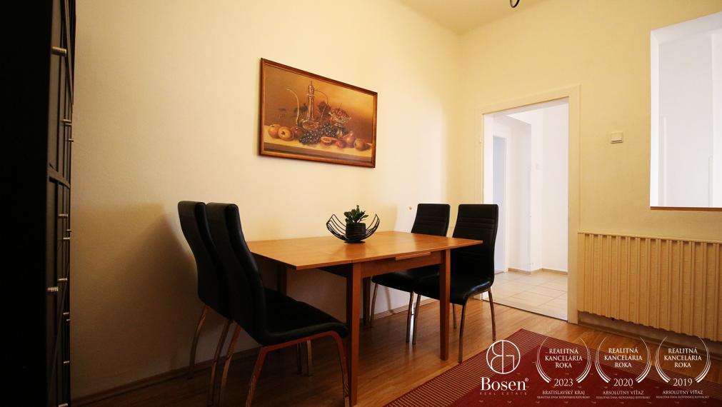 BOSEN | 2 izbový byt v rodinnom dome na prenájom, Veľký Biel