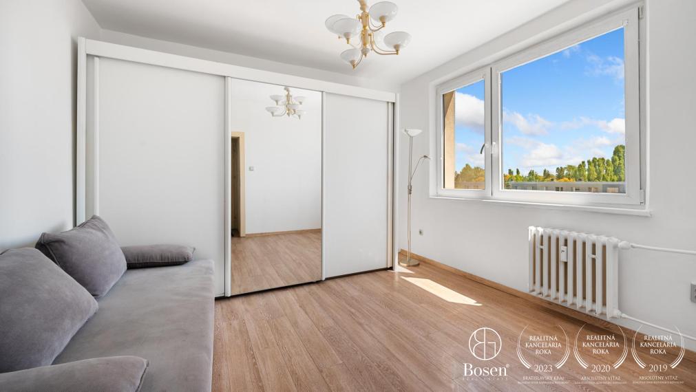 BOSEN | Slnečný 4.izb.byt s loggiou a pivnicou, Ružinov, Babušková, 80 m2