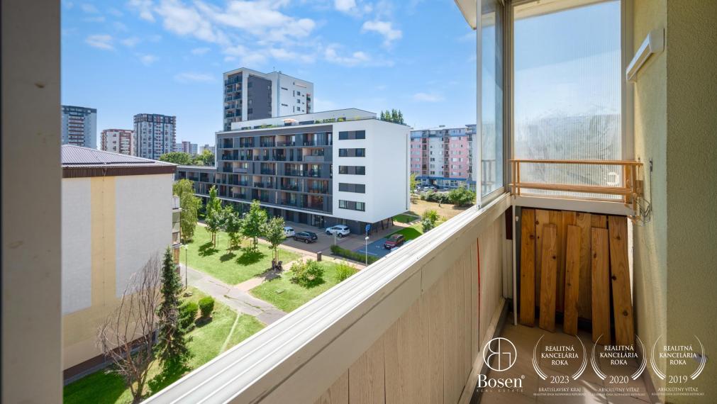 BOSEN | Slnečný 4.izb.byt s loggiou a pivnicou, Ružinov, Babušková, 80 m2