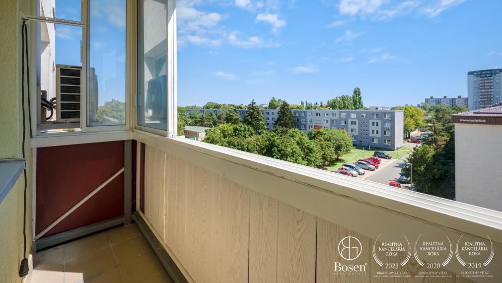 BOSEN | Slnečný 4.izb.byt s loggiou a pivnicou, Ružinov, Babušková, 80 m2