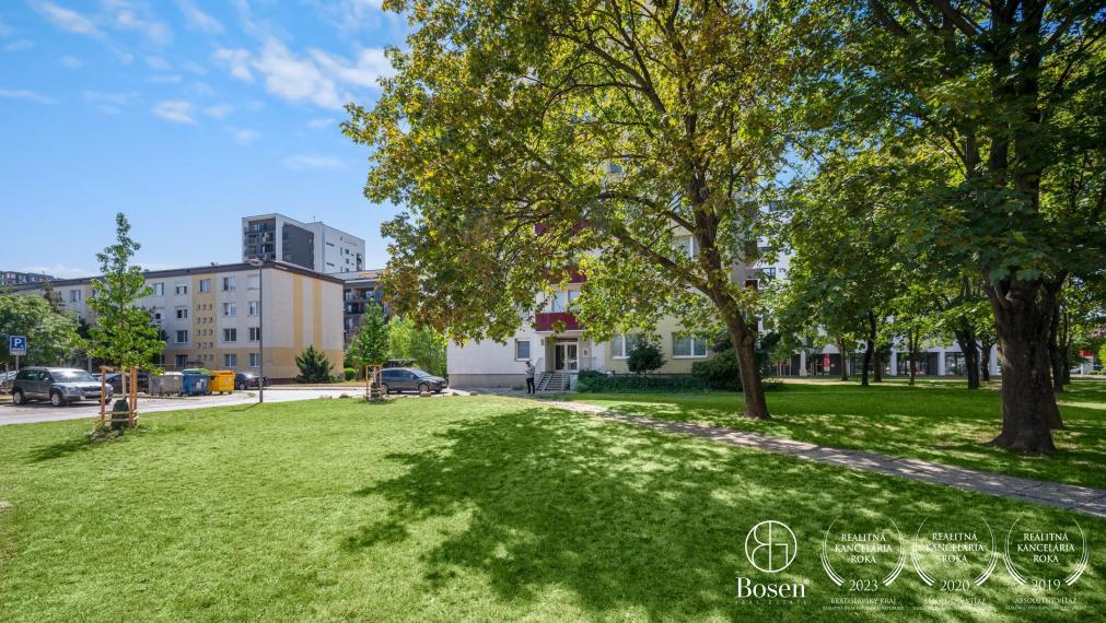 BOSEN | Slnečný 4.izb.byt s loggiou a pivnicou, Ružinov, Babušková, 80 m2