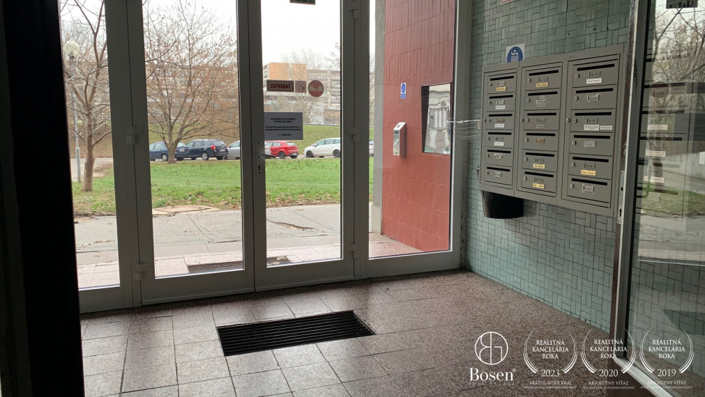 BOSEN | Dvojgarsónka pri Ekonomickej univerzite -  m.č. Petržalka, Bratislava