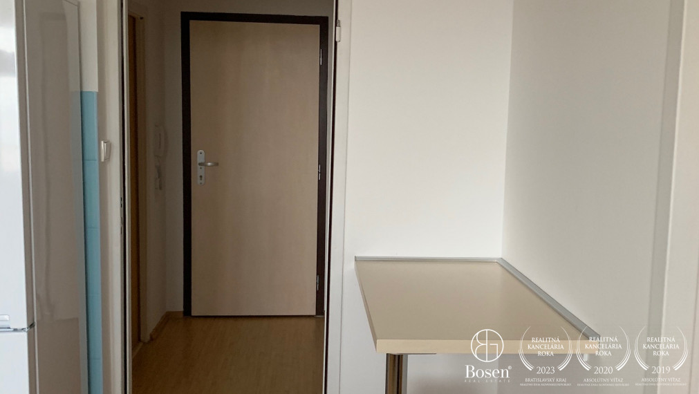 BOSEN | Dvojgarsónka pri Ekonomickej univerzite -  m.č. Petržalka, Bratislava