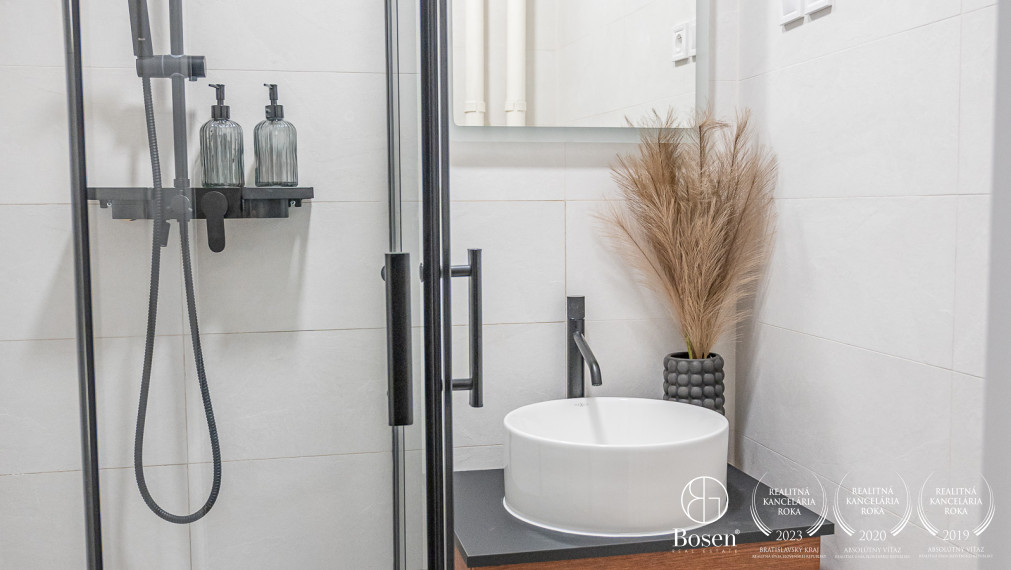 BOSEN | Dizajnový 2 izbový byt v blízkosti Starého Mesta, 53 m2, Záhradnícka