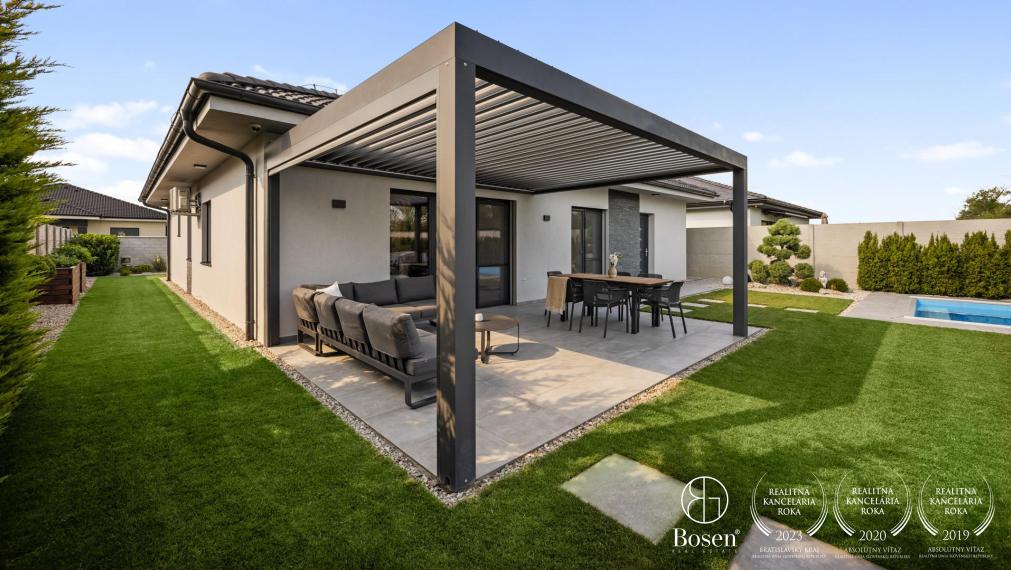 BOSEN | Nadštandardný 5 izb. bungalov s bazénom v tichej lokalite, Rovinka, Jarná