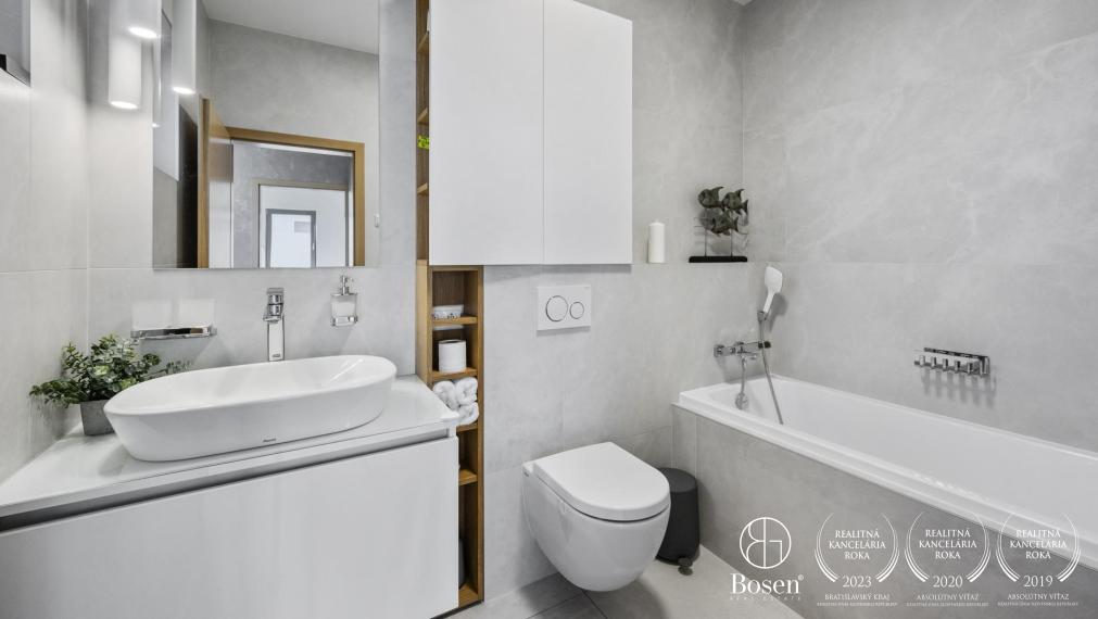 BOSEN | Nadštandardný 5 izb. bungalov s bazénom v tichej lokalite, Rovinka, Jarná