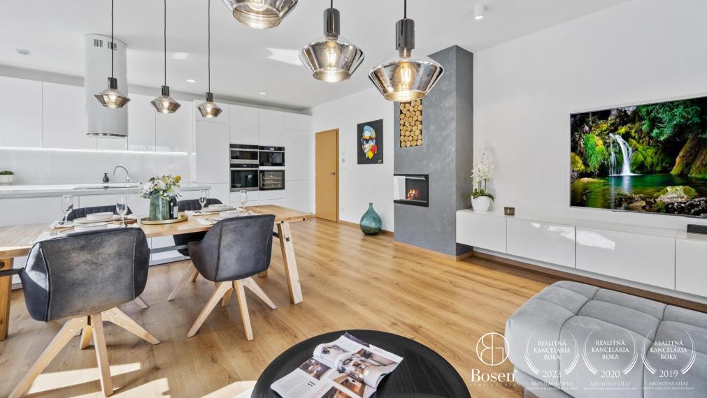 BOSEN | Nadštandardný 5 izb. bungalov s bazénom v tichej lokalite, Rovinka, Jarná