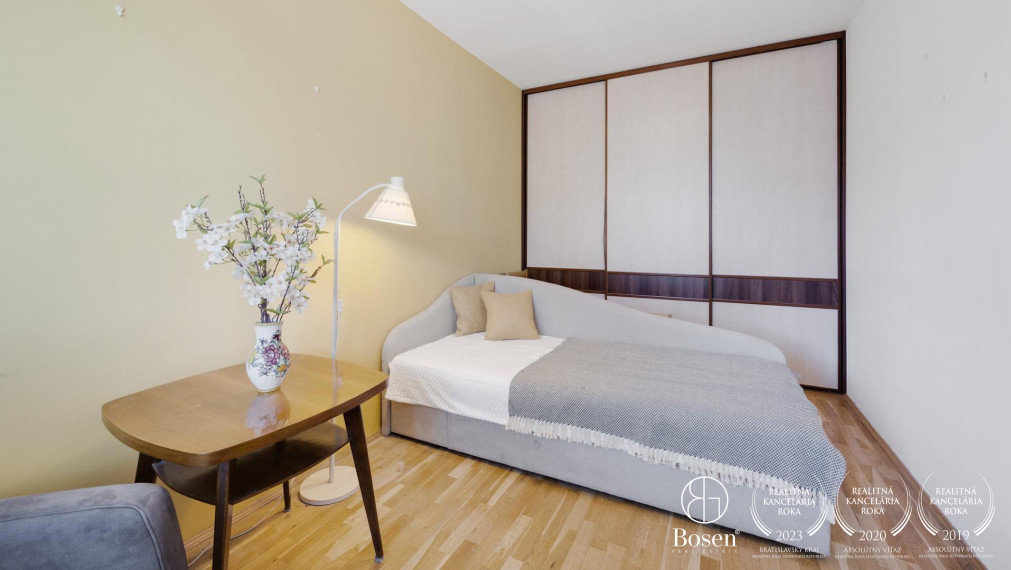 BOSEN | Slnečný 4i byt s priestrannou loggiou, Dúbravka, Lipského, 93,42 m2