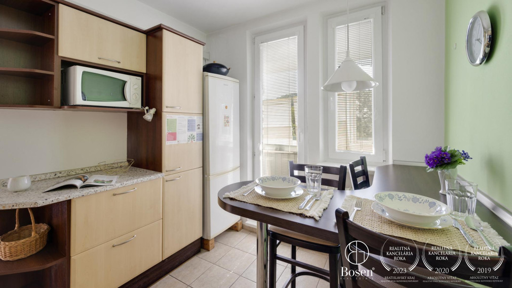 BOSEN | Slnečný 4i byt s priestrannou loggiou, Dúbravka, Lipského, 93,42 m2