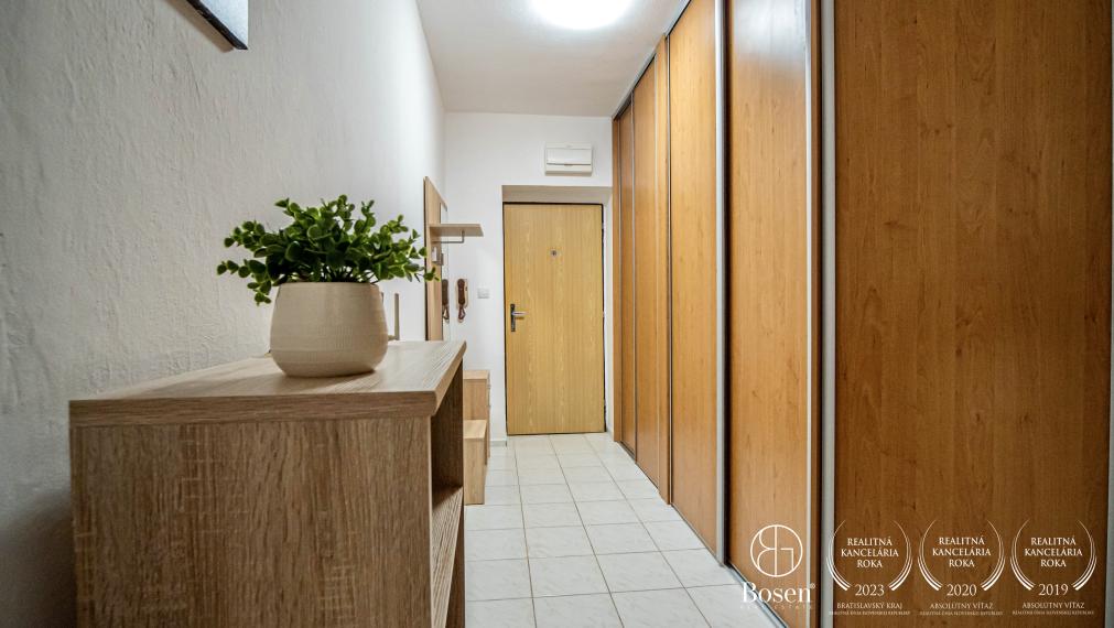 BOSEN | NA PREDAJ 3i tehlový byt - Trenčín 78m2