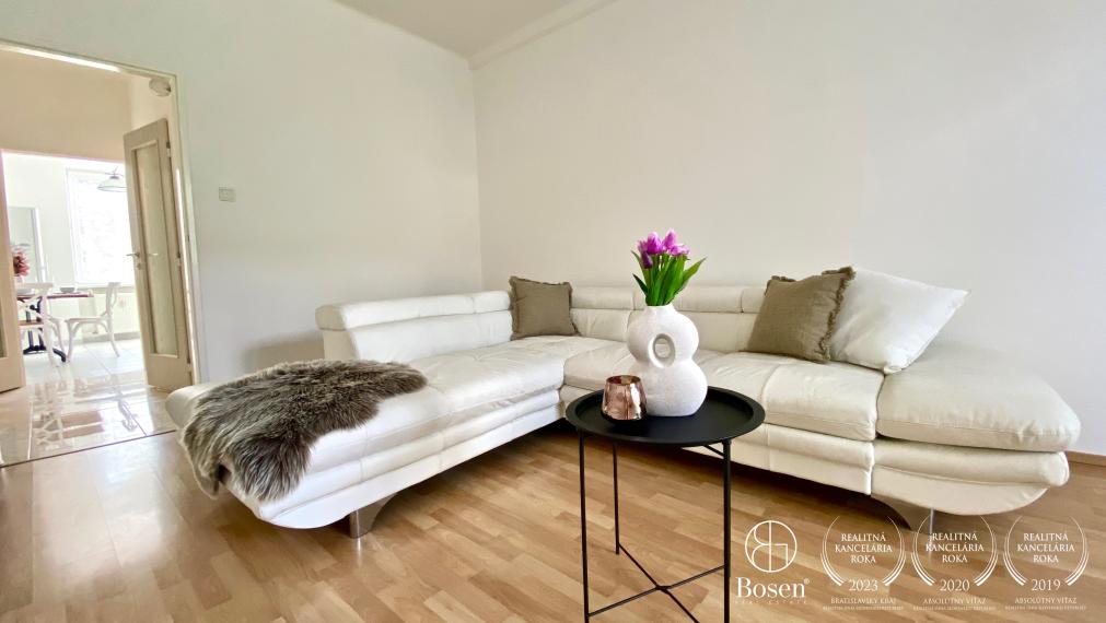 BOSEN | PRENAJATÉ | Prenájom 2 izbový byt s balkónom, Bratislava - m.č. Staré Mesto, ulica Záhrebská