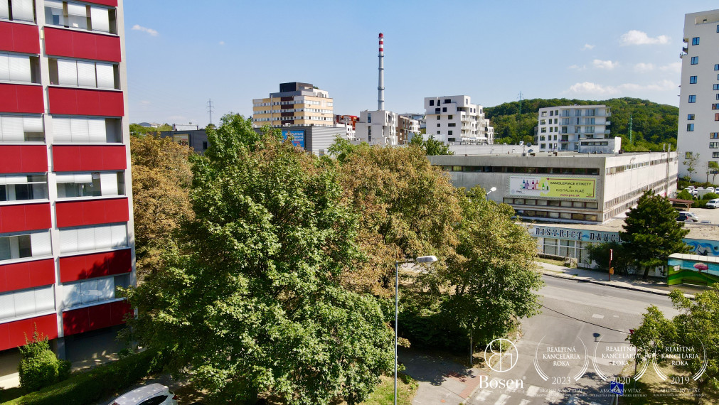 BOSEN | Slnečný 4i byt s priestrannou loggiou, Dúbravka, Lipského, 93,42 m2