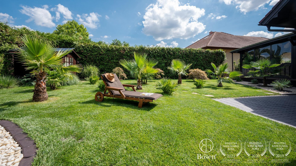 BOSEN | 9 izbový rodinný dom so zimnou záhradou a garážou, Mosonmagyaróvár, 736 m2