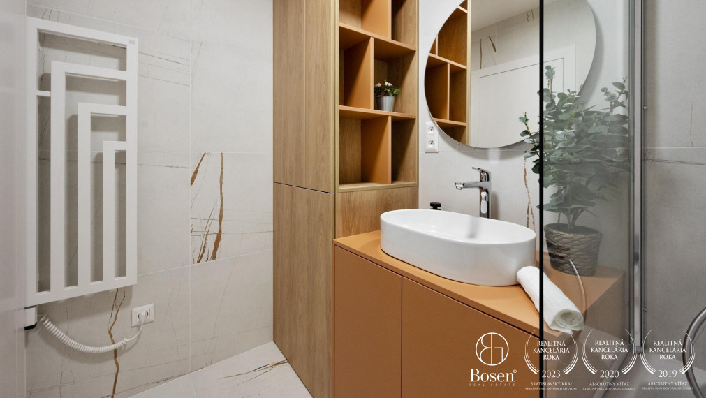 PREDANÉ: BOSEN | Dizajnový 4 izb. byt v obľúbenej časti Ružinova, Šándorova ul.