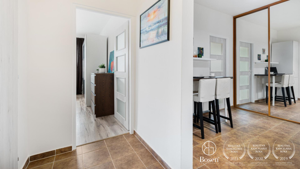 BOSEN | 2 izbový byt s dvomi loggiami, zariadený v Bratislave na Budatínskej ul.