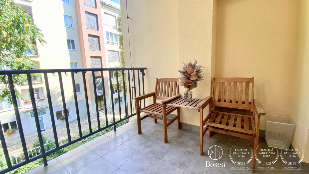 BOSEN | Prenájom 2 izbový byt s terasou, ulica Gunduličova, Bratislava m.č. Staré Mesto
