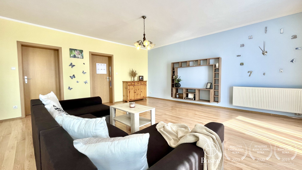 BOSEN | PRENAJATÉ veľkometrážny 3 izbový byt s 2 balkónmi, ulica Slnečná, Malinovo