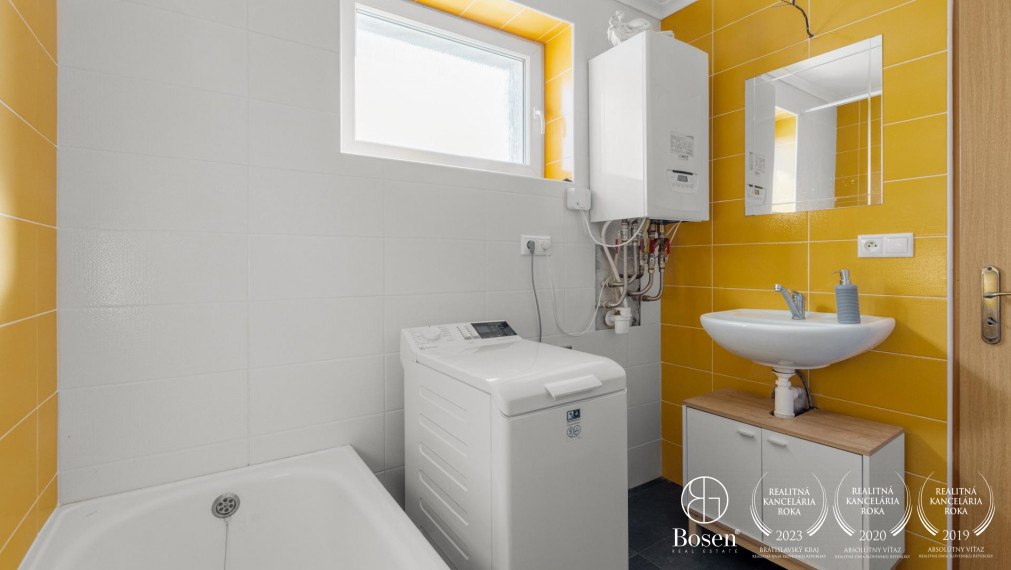 REZERVOVANÉ - BOSEN | Rodinný Dom na Predaj, Borský Mikuláš