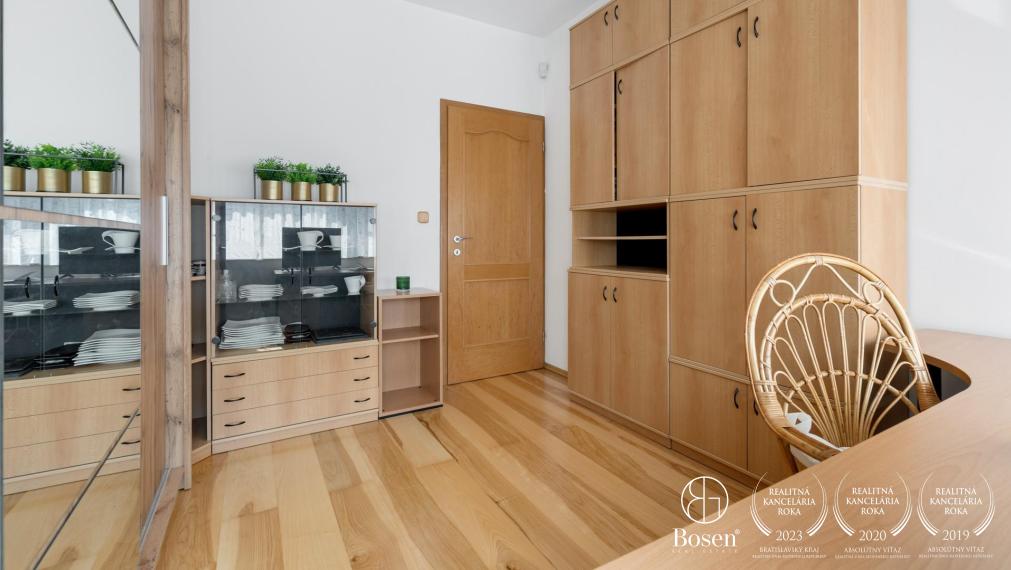 BOSEN | 3 izbový byt s terasou a záhradkou, ul. Slovenského národného povstania, Ivanka pri Dunaji, 86 m2