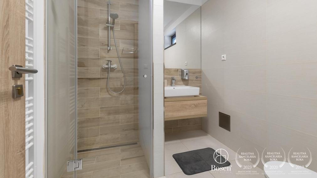 BOSEN | Predaj Penziónu pri Vodnom raji, Vyhne, 504 m²