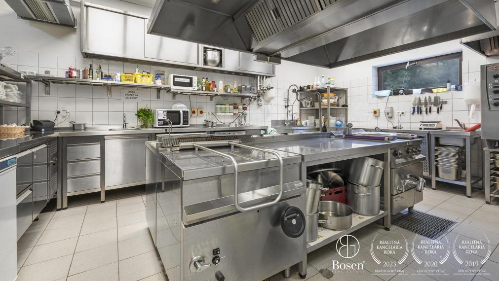 BOSEN | Predaj Penziónu pri Vodnom raji, Vyhne, 504 m²