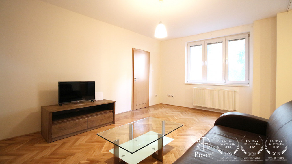 BOSEN | Priestranný 1 izbový byt, Wilsonova, Staré mesto, 47 m2