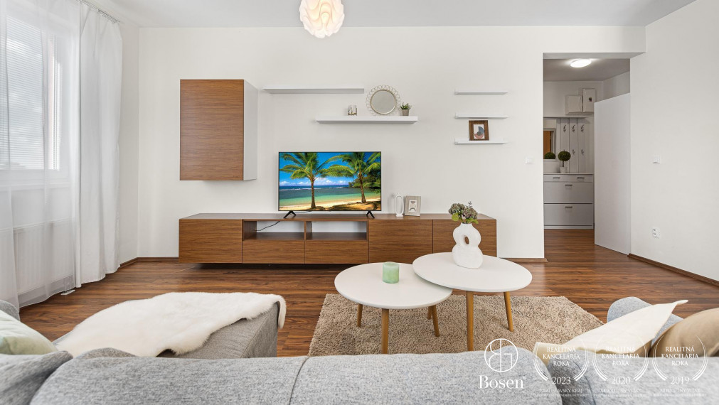 PRENAJATÉ | BOSEN | Prenájom zariadený slnečný 3 izbový byt s garážovým státim, ulica Nejedlého, Bratislava - m.č. Dúbravka