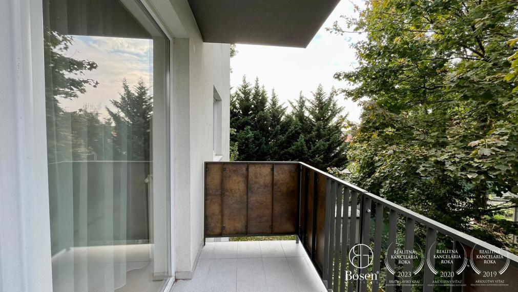 BOSEN | Prenájom slnečný 3 izbový byt s  balkónom, ulica Na Križovatkách, Bratislava