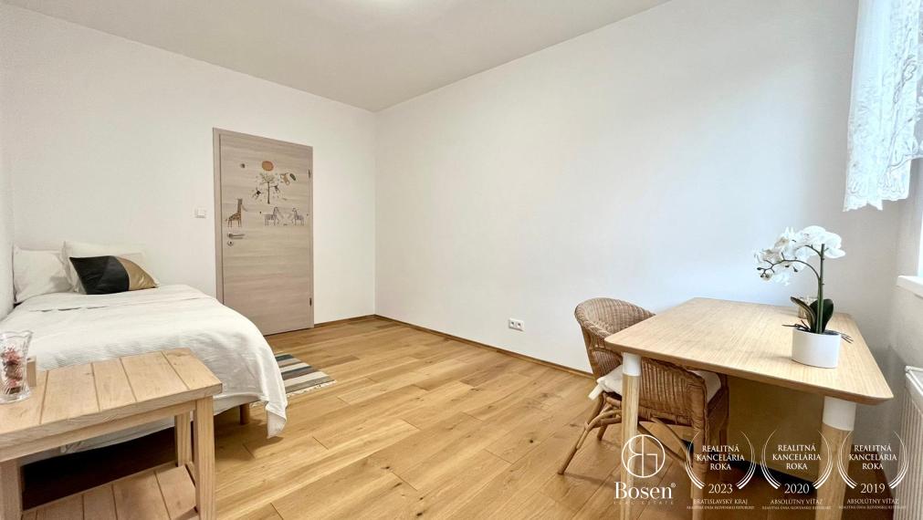 BOSEN | Prenájom slnečný 3 izbový byt s  balkónom, ulica Na Križovatkách, Bratislava