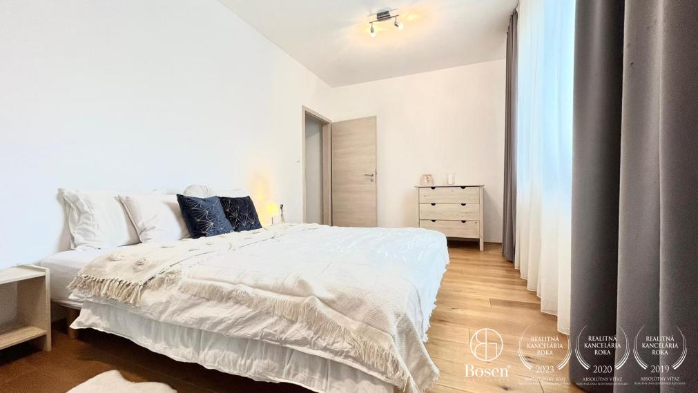 BOSEN | Prenájom slnečný 3 izbový byt s  balkónom, ulica Na Križovatkách, Bratislava