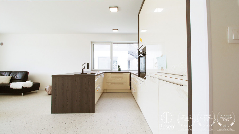 BOSEN | 2 izbový byt so záhradou na prenájom, Hrubá Borša