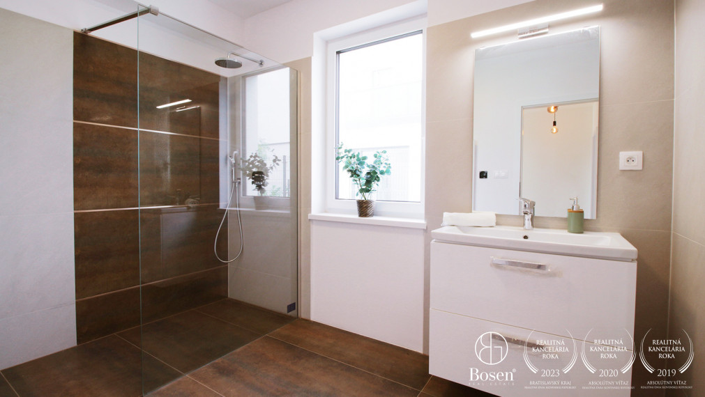 BOSEN | 2 izbový byt so záhradou na prenájom, Hrubá Borša